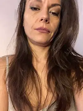 Aria Storm  online show from 10/25/25, 10:47