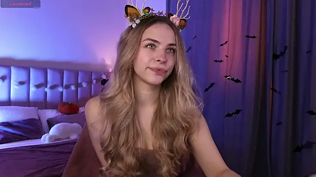 ShinyBarbie online show from 10/30/25, 06:23