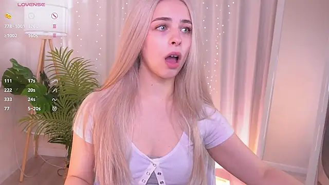 ShinyBarbie online show from 12/04/25, 06:56