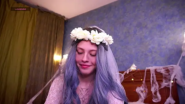 LurleneRamo online show from 10/30/25, 01:04