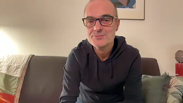 Milkywaymen online show from 11/28/25, 09:15