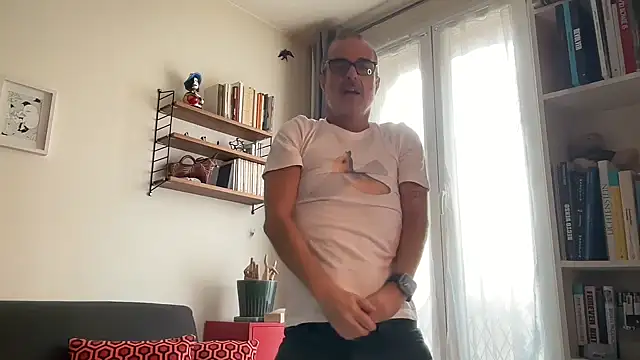 Milkywaymen online show from 10/17/25, 11:23