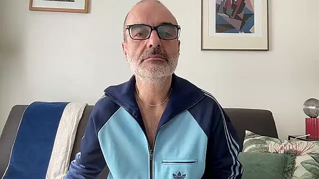 Milkywaymen online show from 03/28/26, 12:28