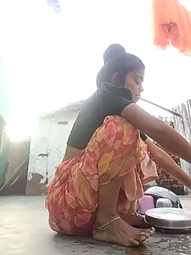 Snapshot of Rachna_Love chatting on 10/10/25, 01:50 Rachna Love online show from 10/10/25, 01:50