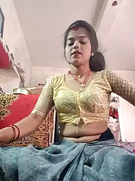 Snapshot of Rachna_Love chatting on 09/23/25, 10:00 Rachna Love online show from 09/23/25, 10:00