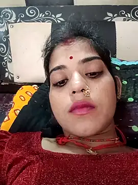 Snapshot of Rachna_Love chatting on 09/25/25, 03:45 Rachna Love online show from 09/25/25, 03:45