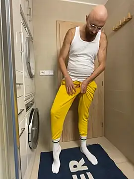 smint06 online show from 10/27/25, 07:37