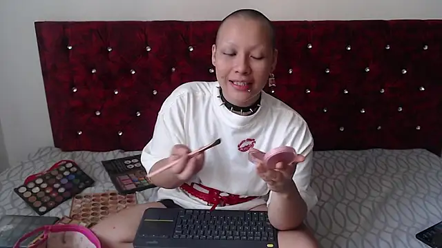 Cherry vald online show from 09/22/25, 01:06