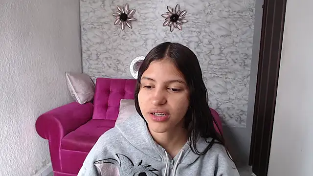 Evagirl69 online show from 04/09/26, 12:22