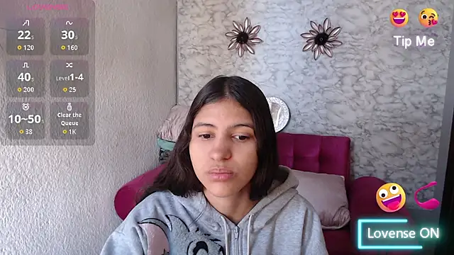 Snapshot of Evagirl69 chatting on 07/06/26, 12:12 Evagirl69 online show from 07/06/26, 12:12