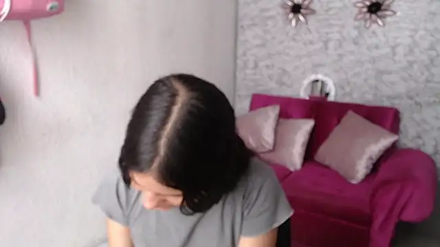 Evagirl69 online show from 11/28/25, 01:00