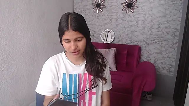 Evagirl69 online show from 09/29/25, 06:13