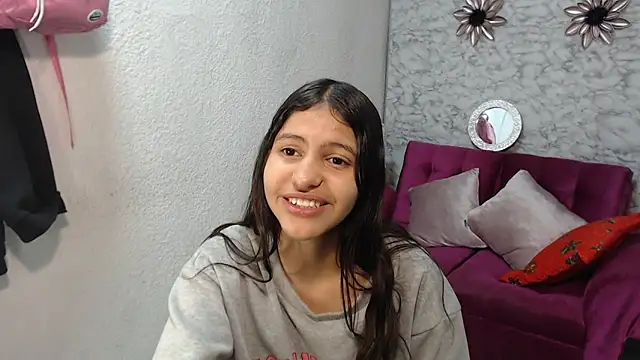 Evagirl69 online show from 12/05/25, 12:21