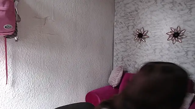Evagirl69 online show from 05/04/26, 12:19