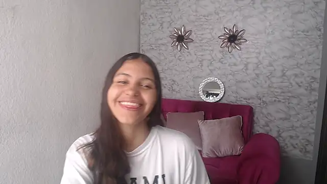 Evagirl69 online show from 10/28/25, 06:18