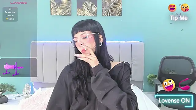 Snapshot of Rizeth chatting on 09/28/25, 02:57 Rizeth online show from 09/28/25, 02:57