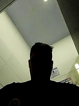 branquinho3 online show from 03/18/26, 01:35