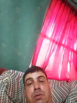 branquinho3 online show from 11/12/25, 03:27