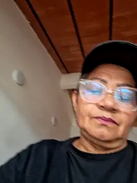 Vickysweeeettt online show from 04/04/26, 04:46