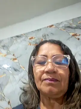Snapshot of Vickysweeeettt chatting on 05/25/26, 06:50 Vickysweeeettt online show from 05/25/26, 06:50