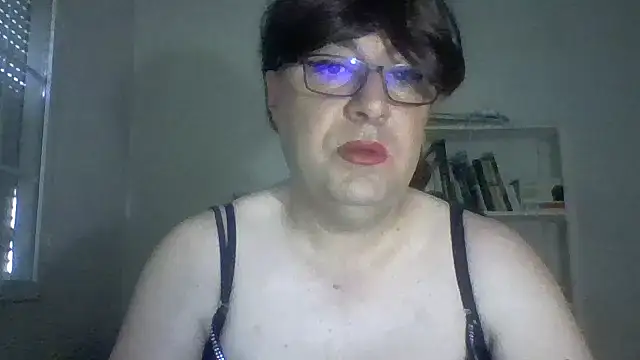 nataliacd online show from 09/19/25, 10:08