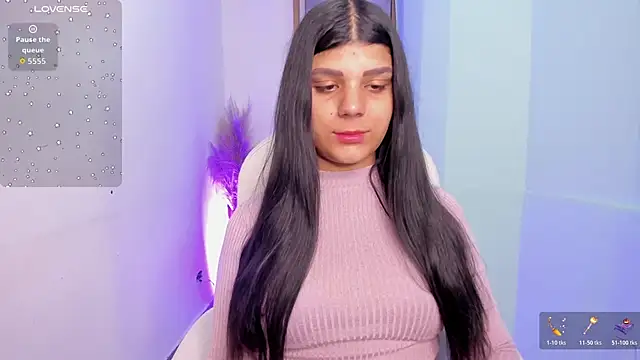 Snapshot of PauliinaBelle_ chatting on 02/19/26, 02:03 PauliinaBelle online show from 02/19/26, 02:03