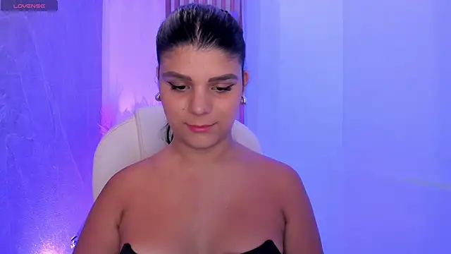 PauliinaBelle  online show from 05/30/26, 04:01