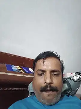 vardh033 online show from 11/05/25, 01:36