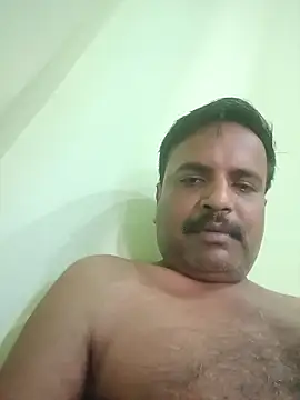 Snapshot of vardh033 chatting on 09/30/25, 05:24 vardh033 online show from 09/30/25, 05:24