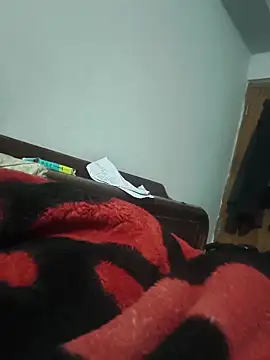 vardh033 online show from 11/21/25, 06:18