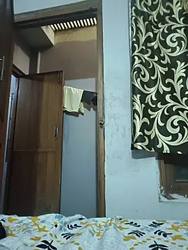 vardh033 online show from 11/26/25, 07:08