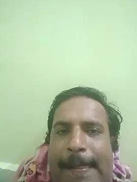 Snapshot of vardh033 chatting on 09/23/25, 05:31 vardh033 online show from 09/23/25, 05:31