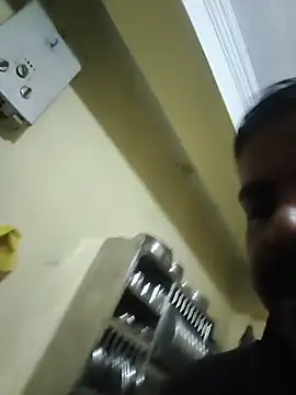 vardh033 online show from 11/25/25, 05:52