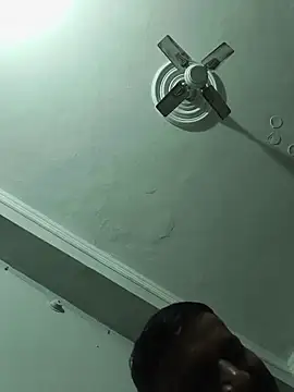 vardh033 online show from 12/14/25, 08:14