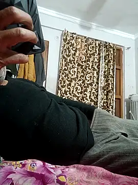 Snapshot of vardh033 chatting on 02/08/26, 07:28 vardh033 online show from 02/08/26, 07:28