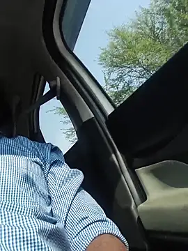 vardh033 online show from 11/20/25, 07:42