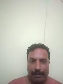 Snapshot of vardh033 chatting on 10/01/25, 07:29 vardh033 online show from 10/01/25, 07:29
