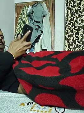 vardh033 online show from 12/14/25, 08:09