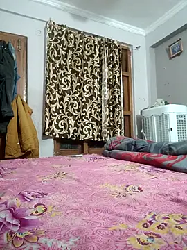 Snapshot of vardh033 chatting on 02/04/26, 05:30 vardh033 online show from 02/04/26, 05:30