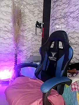 AlisSon  hot online show from 11/18/25, 09:45