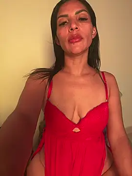 Snapshot of AlisSon__hot chatting on 07/14/26, 04:24 AlisSon hot online show from 07/14/26, 04:24