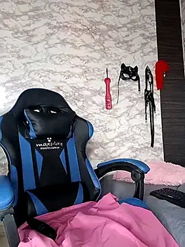 AlisSon  hot online show from 10/04/25, 07:15