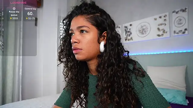 Snapshot of LibertyLust chatting on 10/25/25, 08:46 LibertyLust online show from 10/25/25, 08:46