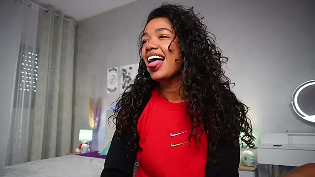 Snapshot of LibertyLust chatting on 11/11/25, 09:26 LibertyLust online show from 11/11/25, 09:26