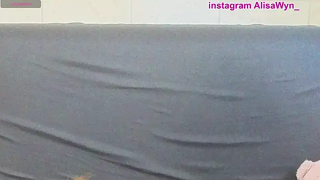 AlisaWyn online show from 09/20/25, 10:09