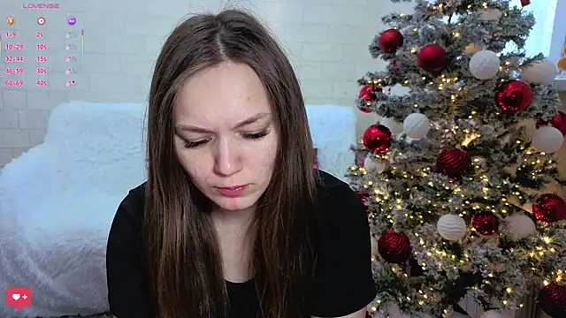 AlisaWyn online show from 12/16/25, 03:44