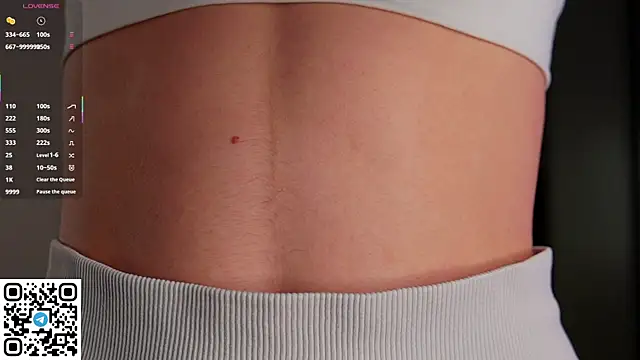 Quinavelle online show from 11/23/25, 06:45