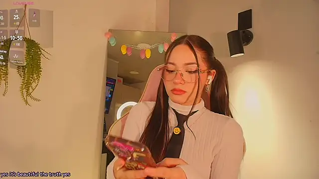 Melifluaa online show from 04/10/26, 06:59