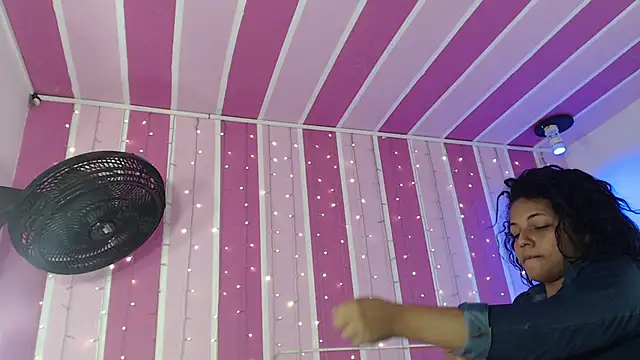 veronica em1 online show from 03/20/26, 01:23