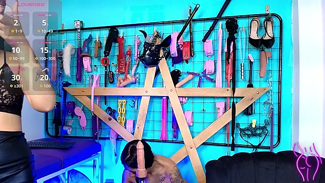 Mrmia bdsm extreme online show from 09/25/25, 12:44